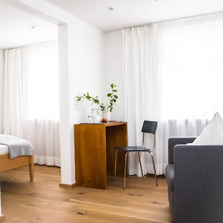 Bed and Breakfast Alger