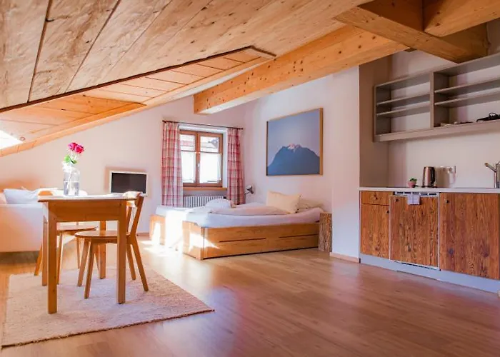 Alger Bed & Breakfast 3*
